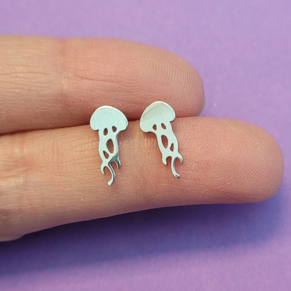 Small cute jellyfish silver stainless steel earring studs with push backings